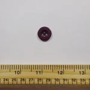Plum 1411 Buttons Size 28 Plastic
