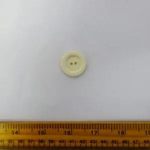 Button 2 Hole Cream 25mm Code 008