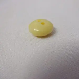 Button 2 Hole Balls Cream 14mm Code Jam