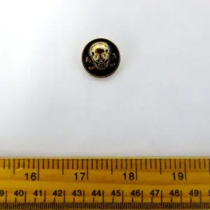 Skull And Crossbones Buttons Black/Gold 2cm Code 595