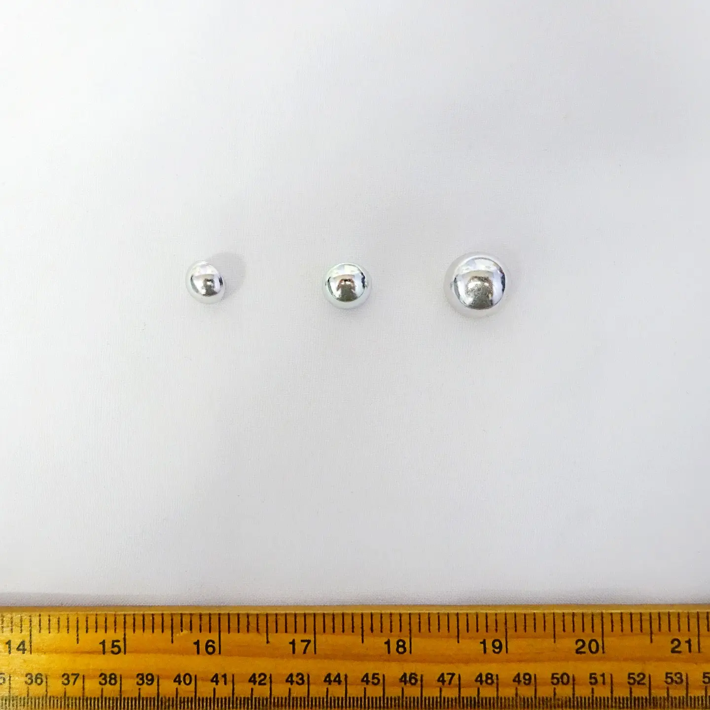 Buttons Silver Round Bob Code Jam