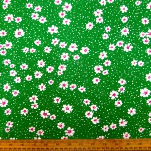 T-Shirting Fabric Daisy On The Grass Emerald White