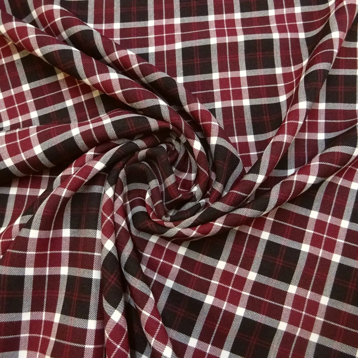 Suiting Fabric Tartan Loch Hock Wine