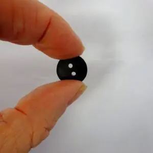 Buttons 2 Hole G3328 Size 24 15mm Black