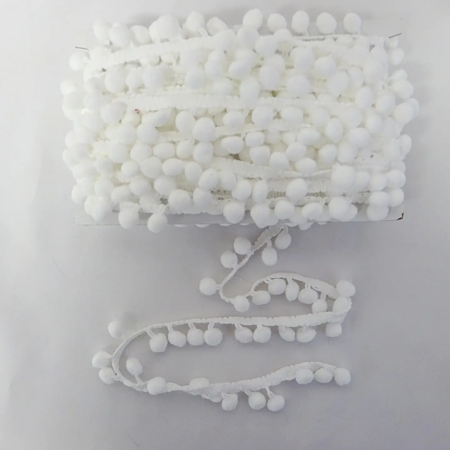 Pom Pom Fringe Trimming White