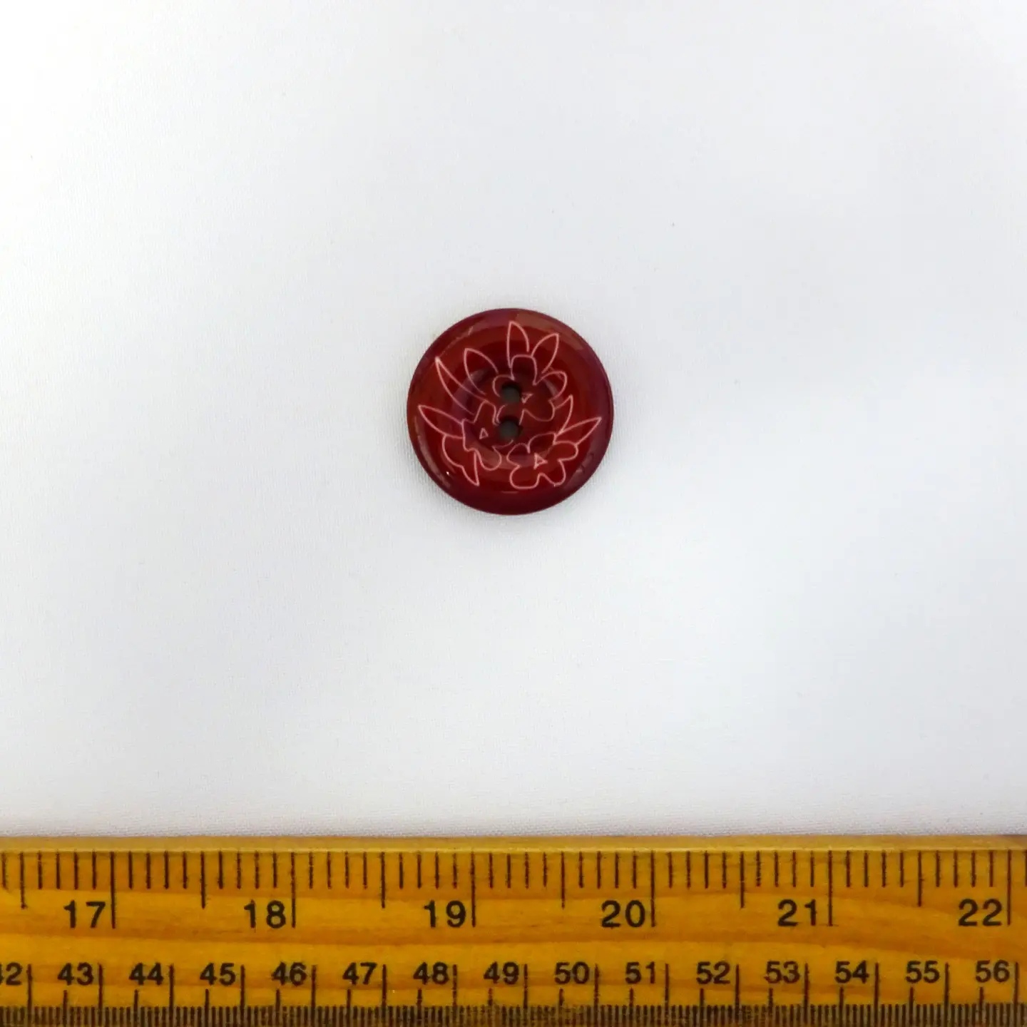Buttons 2 Hole Wine With Flowers 30mm Code Jam