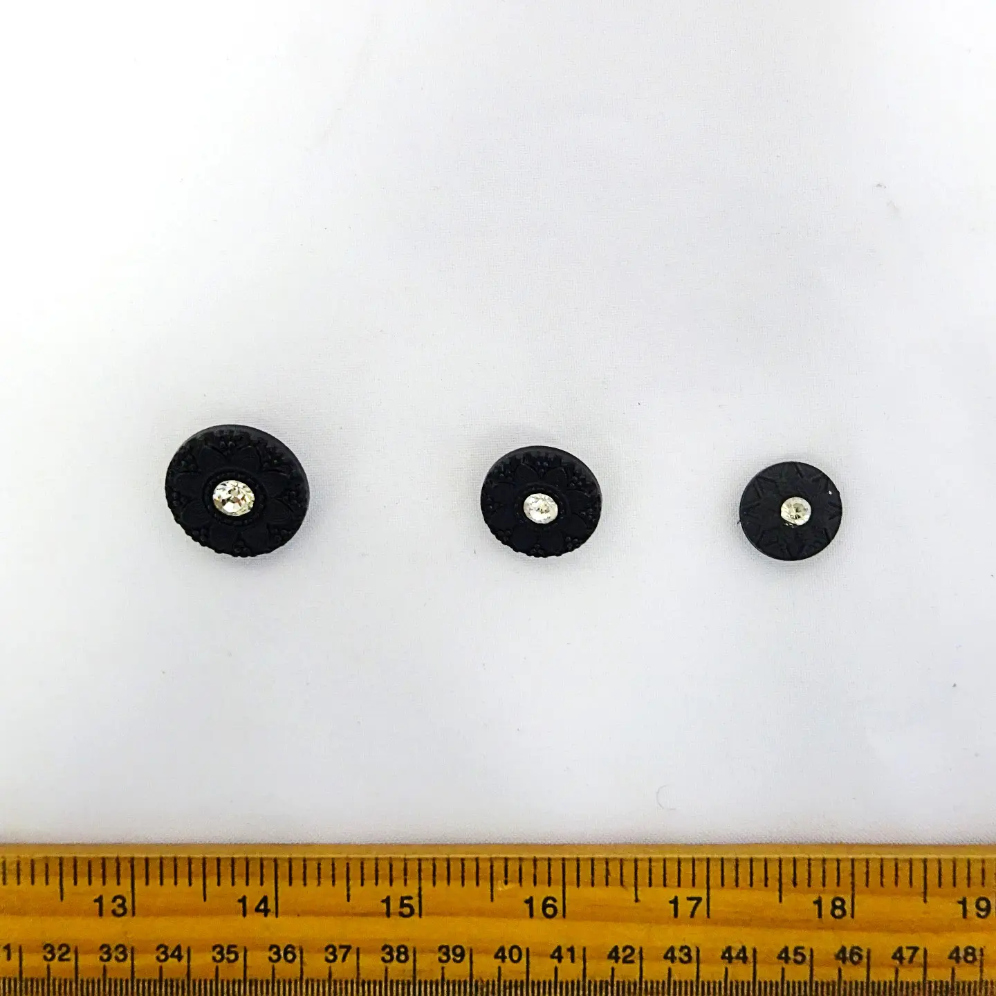 Buttons Shanked Diamante Centre Black