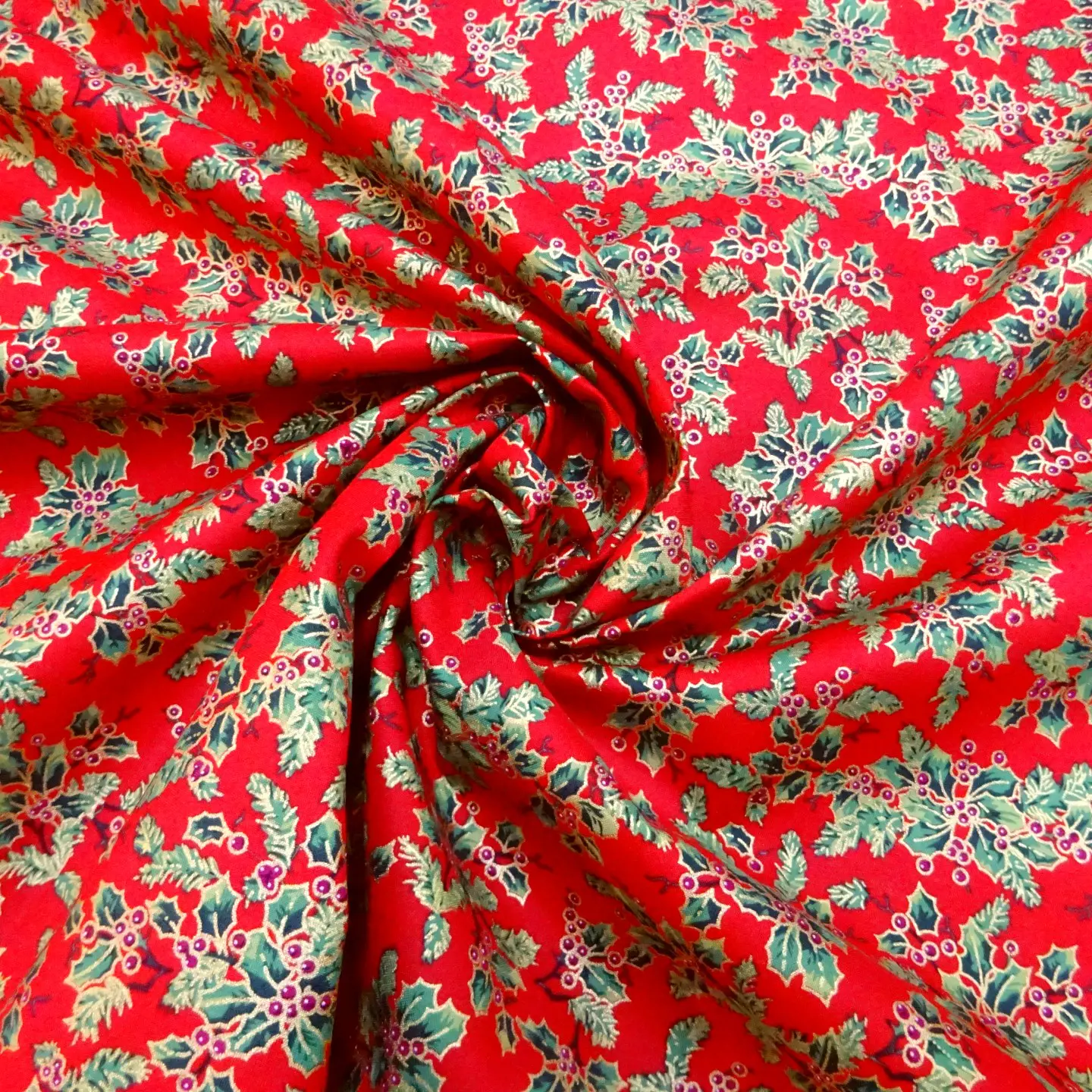 Christmas Cotton Fabric Exquisite Holly Red With Gold Lacquer