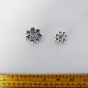 Diamante Flower Buttons Code B170