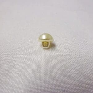 Shanked Bridal Buttons G43 Small 8mm Ivory