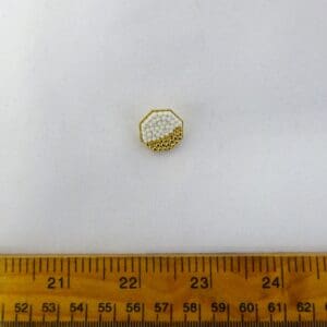 Buttons 15mm Hexagonal White Gold