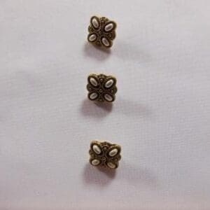 Buttons 18mm Pearl Rubix Shanked Code Jam