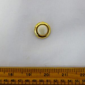 Buttons 25mm Pearl Moon Gold Shanked Code Jam