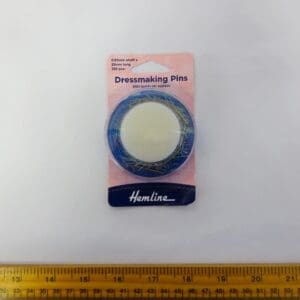 Dressmaking Pins with Handy Pin Cushion code 704