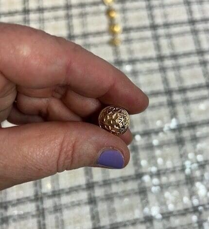 Button 15mm Shanked Calvery Gold