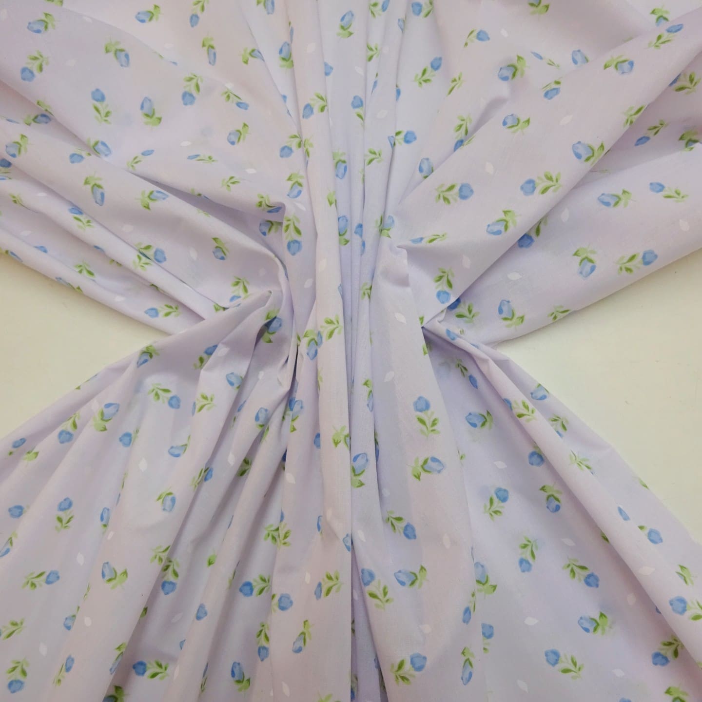 Polyester Cotton Fabric Floral Tipsey Tulips Blue