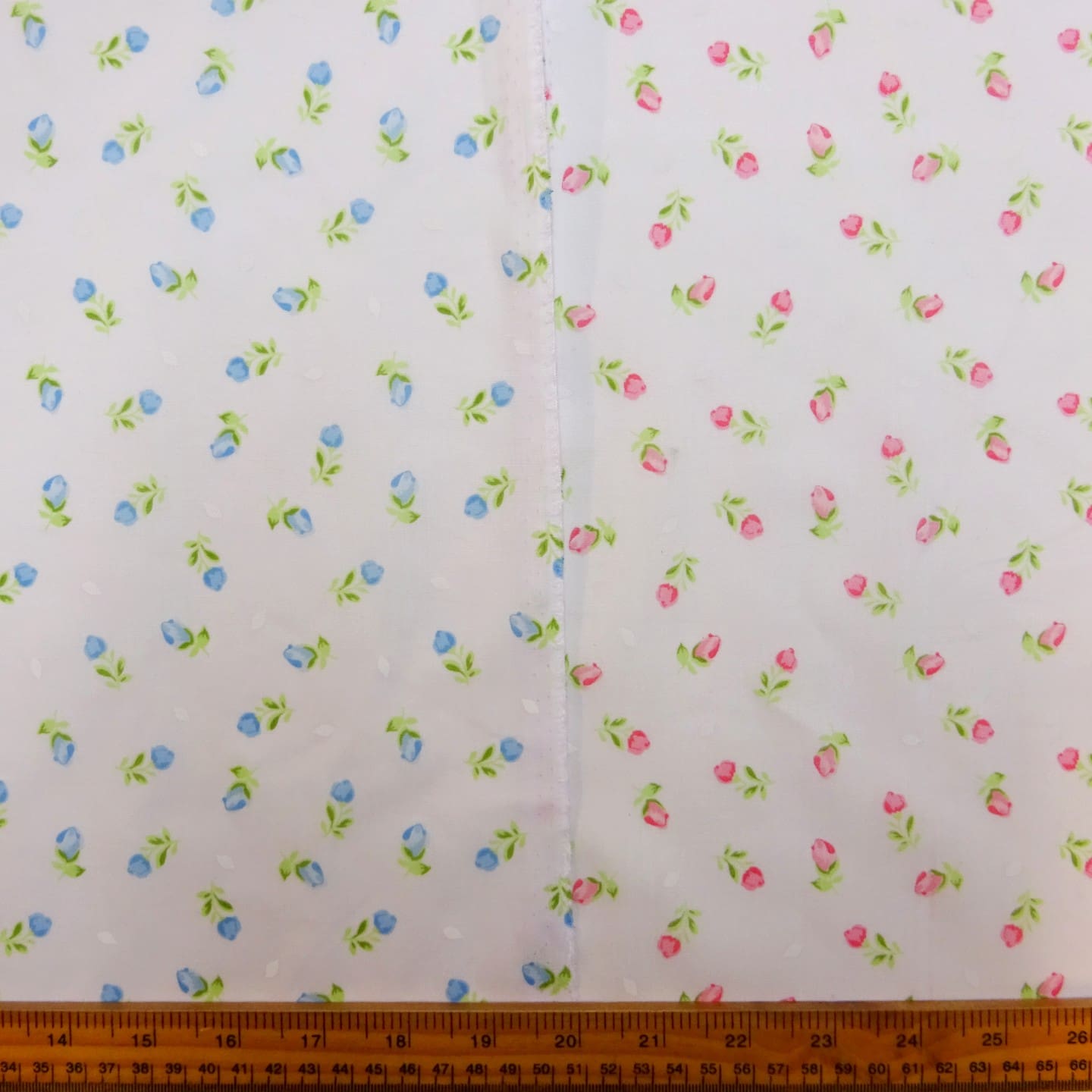 Polyester Cotton Fabric Floral Tipsey Tulips