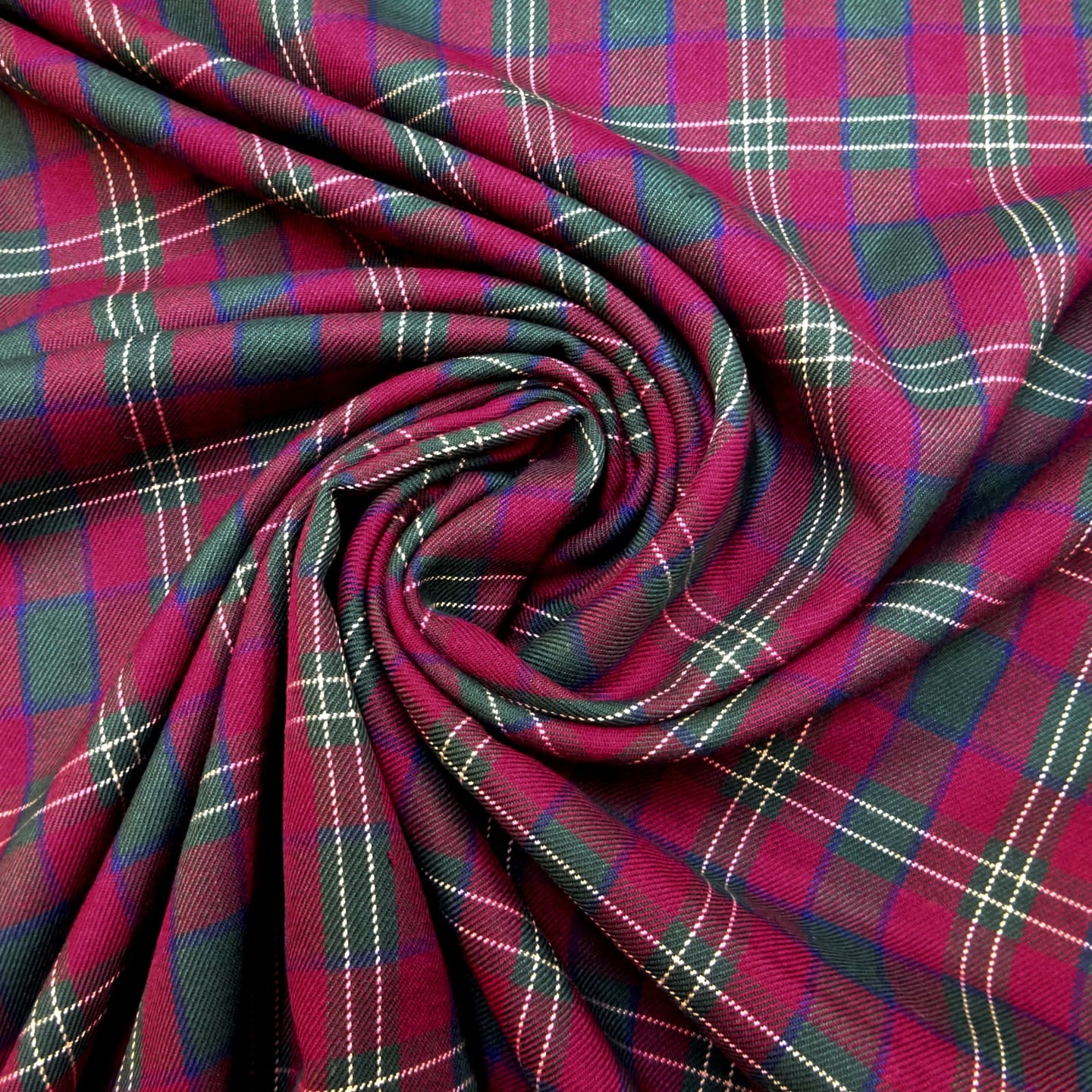 Tartan Suiting Fabric Macpherson Wine Bottle