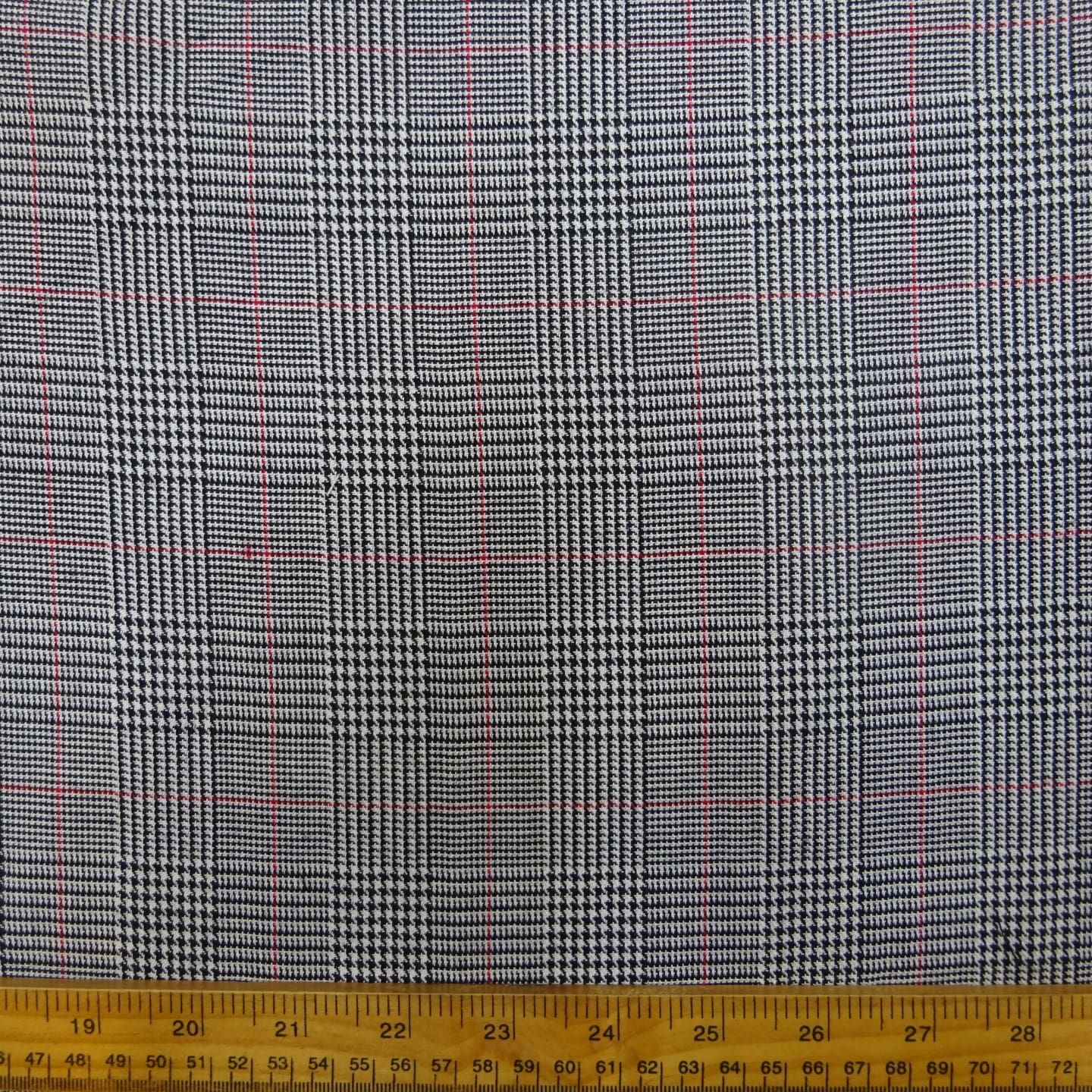 Suiting Fabric Prince Of Wales Thistle Prince Red