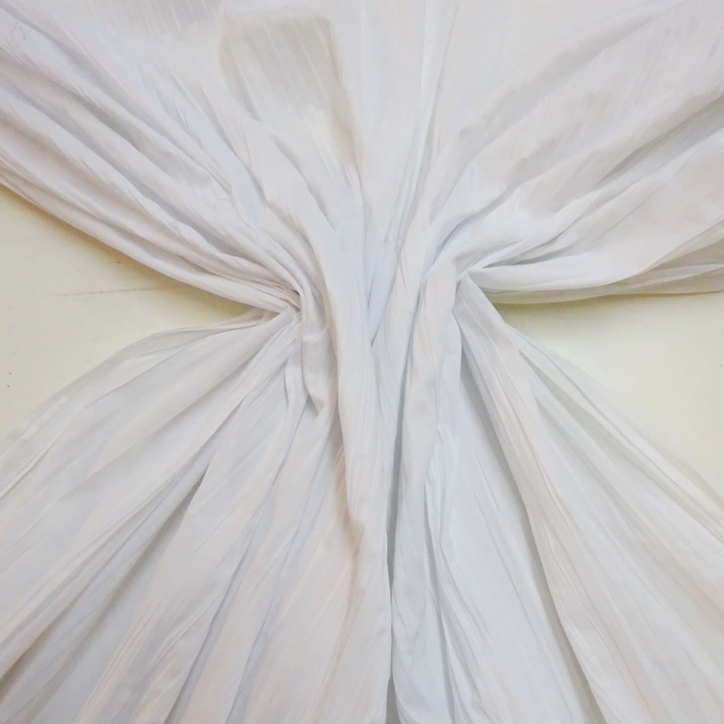 Polycotton Fabric Crinkly Wrinkly White