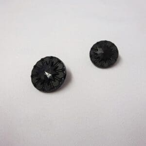 Button Shanked Starburst Black