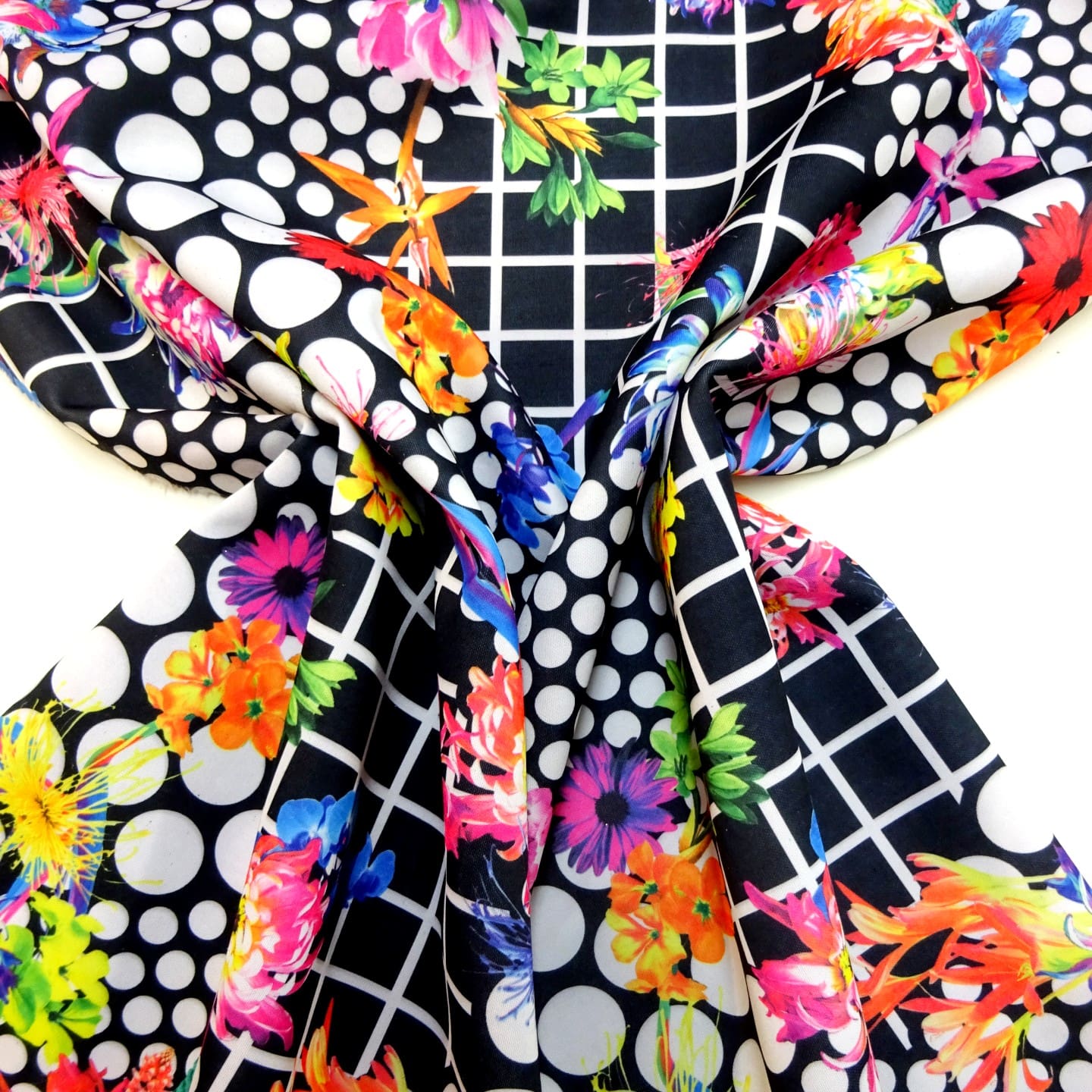 Scuba Jersey Fabric Spotty Checks Orchid Black